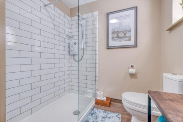 Gorgeous 1-Bed City Apartment, Sleeps 4 Worcester Exterior photo