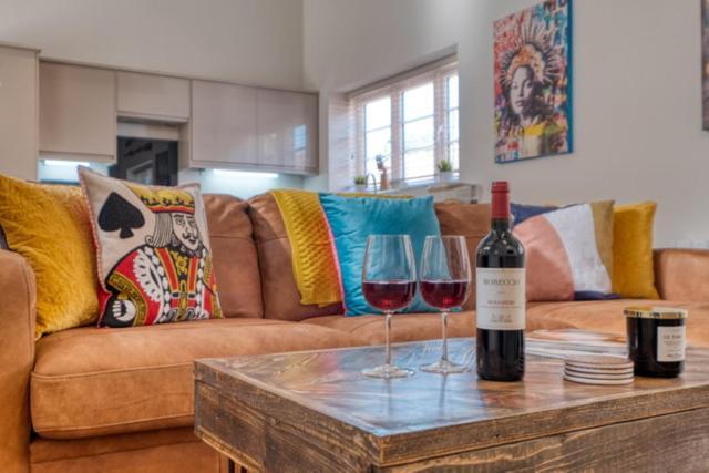 Gorgeous 1-Bed City Apartment, Sleeps 4 Worcester Exterior photo